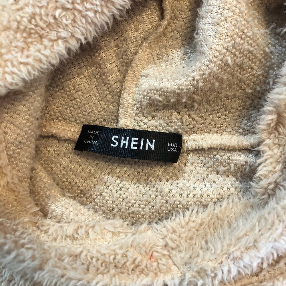 SHEIN Drop Shoulder Solid Teddy Crop Hoodie - Picture 2 of 6